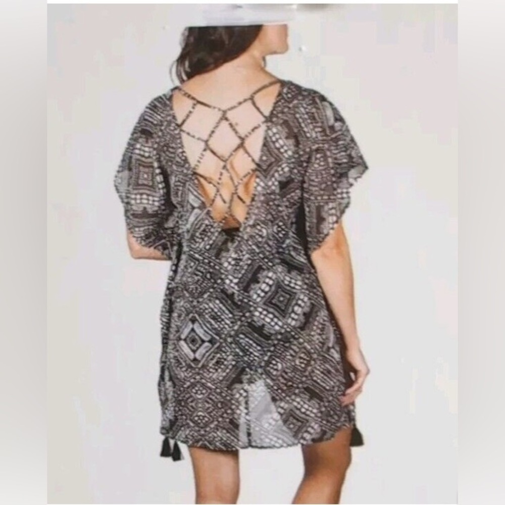 Palisades Beach Club Kente Swimsuit Coverup Size XS/S
Black White Sheer Beach